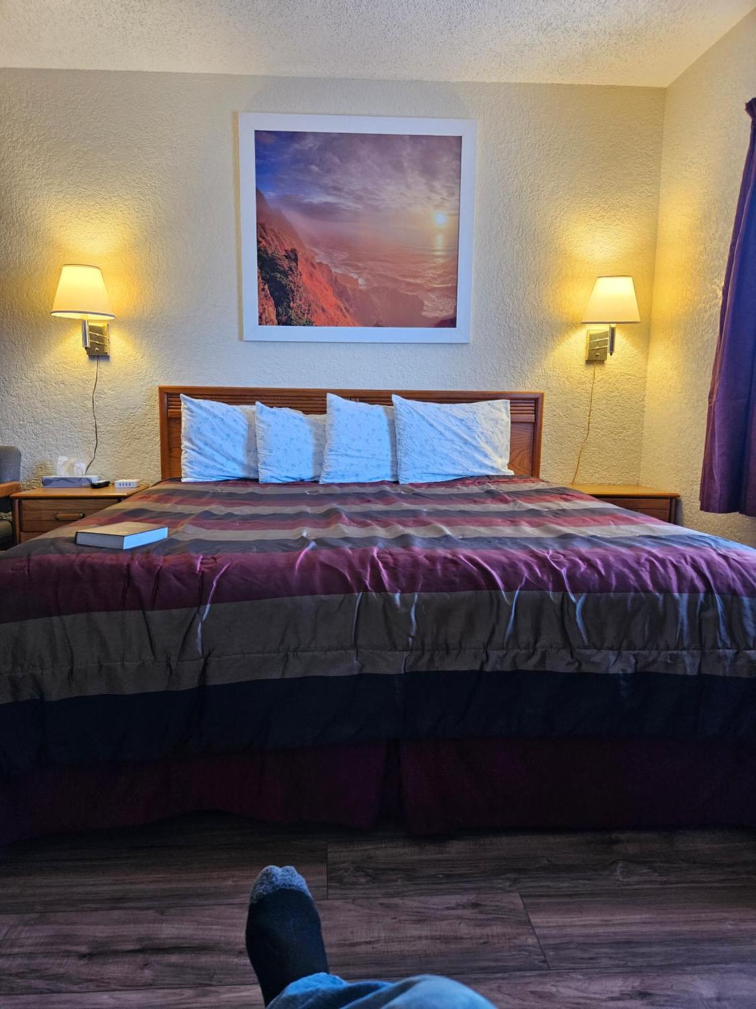 קנון סיטי Travel Inn Motel מראה חיצוני תמונה